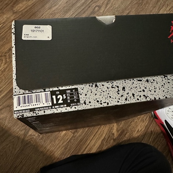 Air Jordan 5 Retro Low - Picture 9 of 9